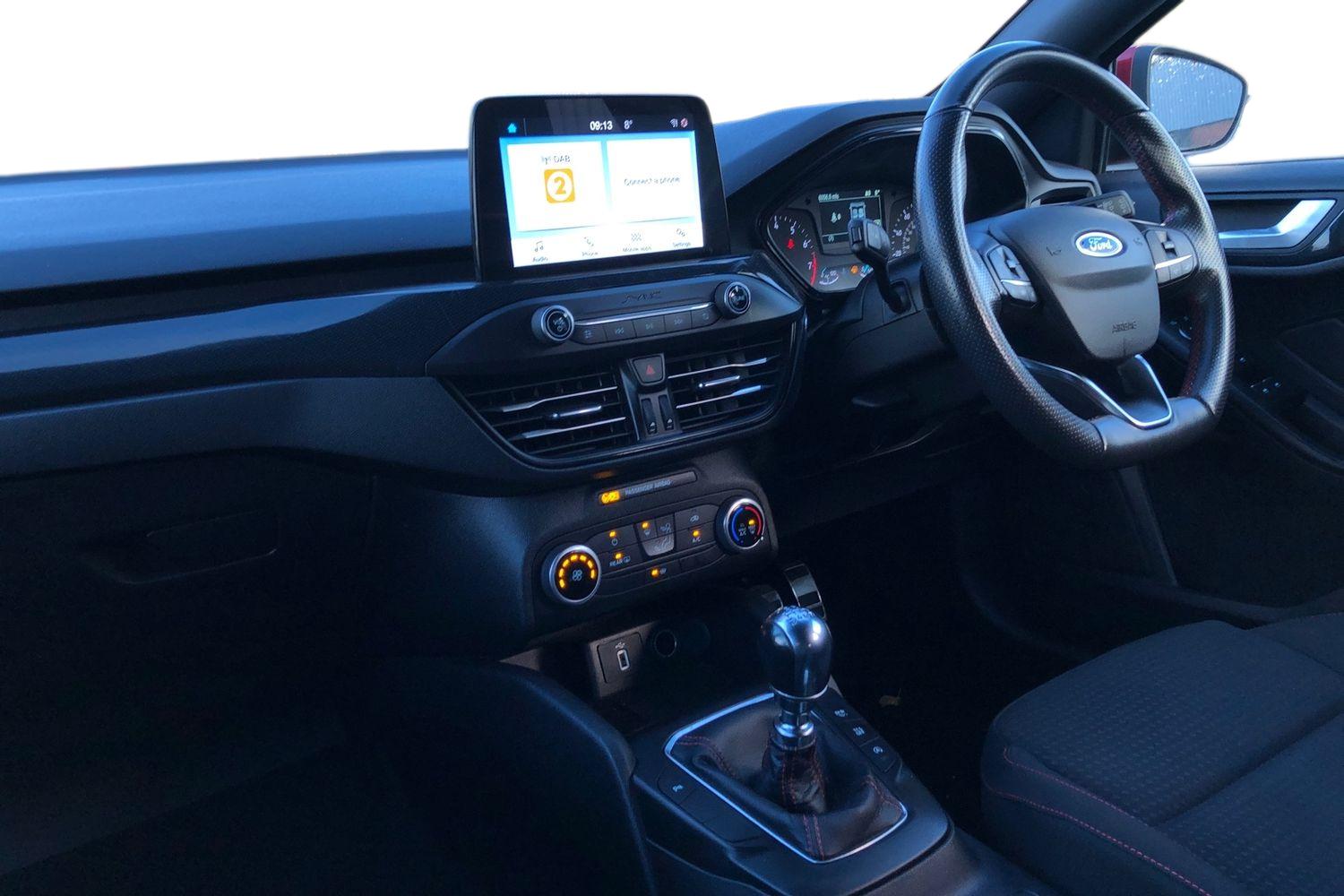 Used Ford Focus 2019 for sale - 76929280: Photo 4