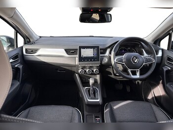 Used Renault Captur 2024 for sale - 75898892: Photo