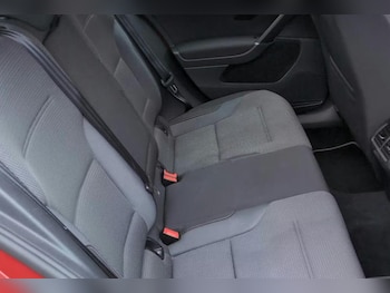 Used Volkswagen Golf 2016 for sale - 77327399: Photo