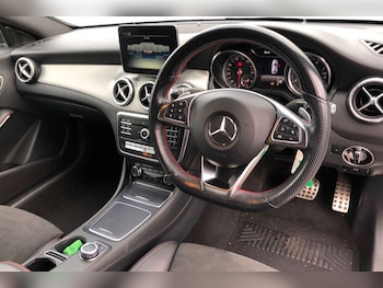 Used Mercedes-Benz CLA 2018 for sale - 76922981: Photo