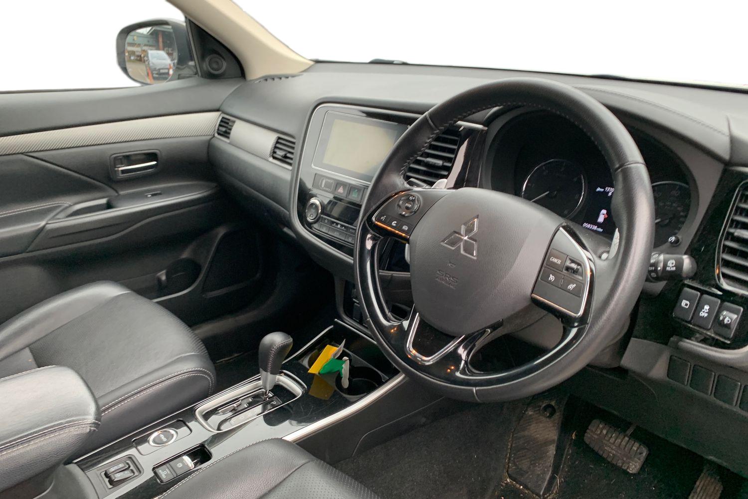 Used Mitsubishi Outlander 2018 for sale - 77546388: Photo 3