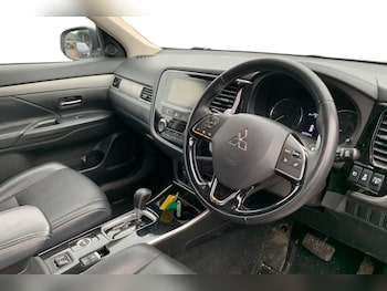 Used Mitsubishi Outlander 2018 for sale - 77546388: Photo