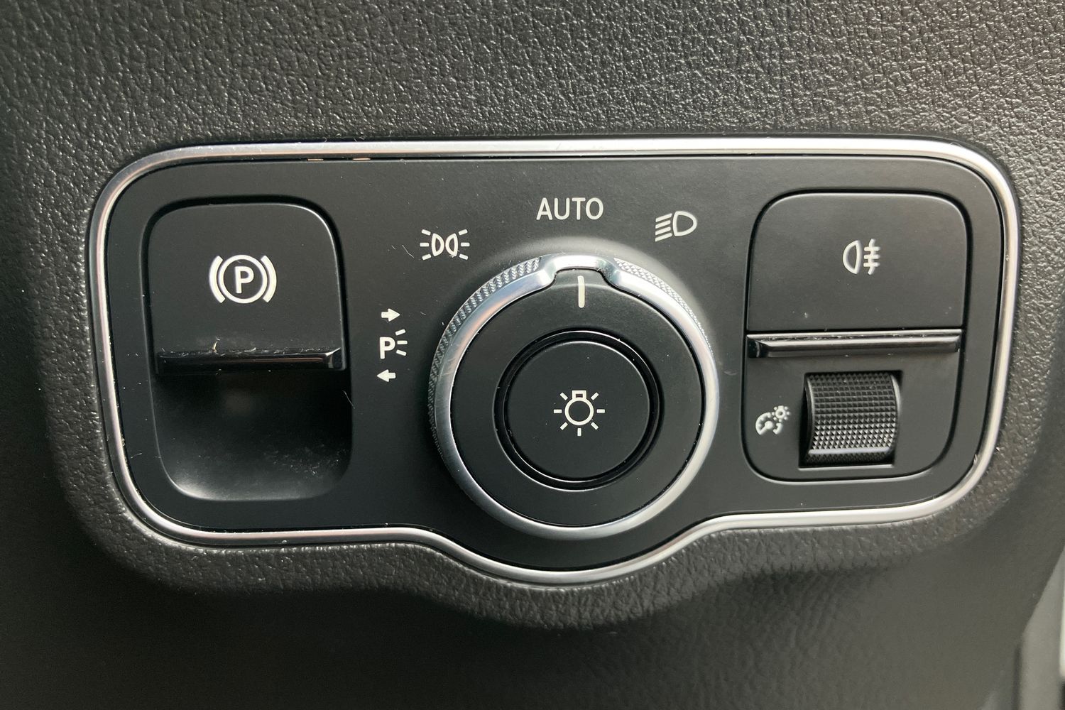 Used Mercedes-Benz GLA 2020 for sale - 76767860: Photo 16