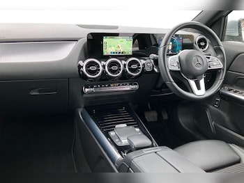 Used Mercedes-Benz GLA 2020 for sale - 76767860: Photo