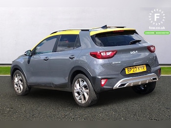 Used Kia Stonic 2023 for sale - 78746114: Photo