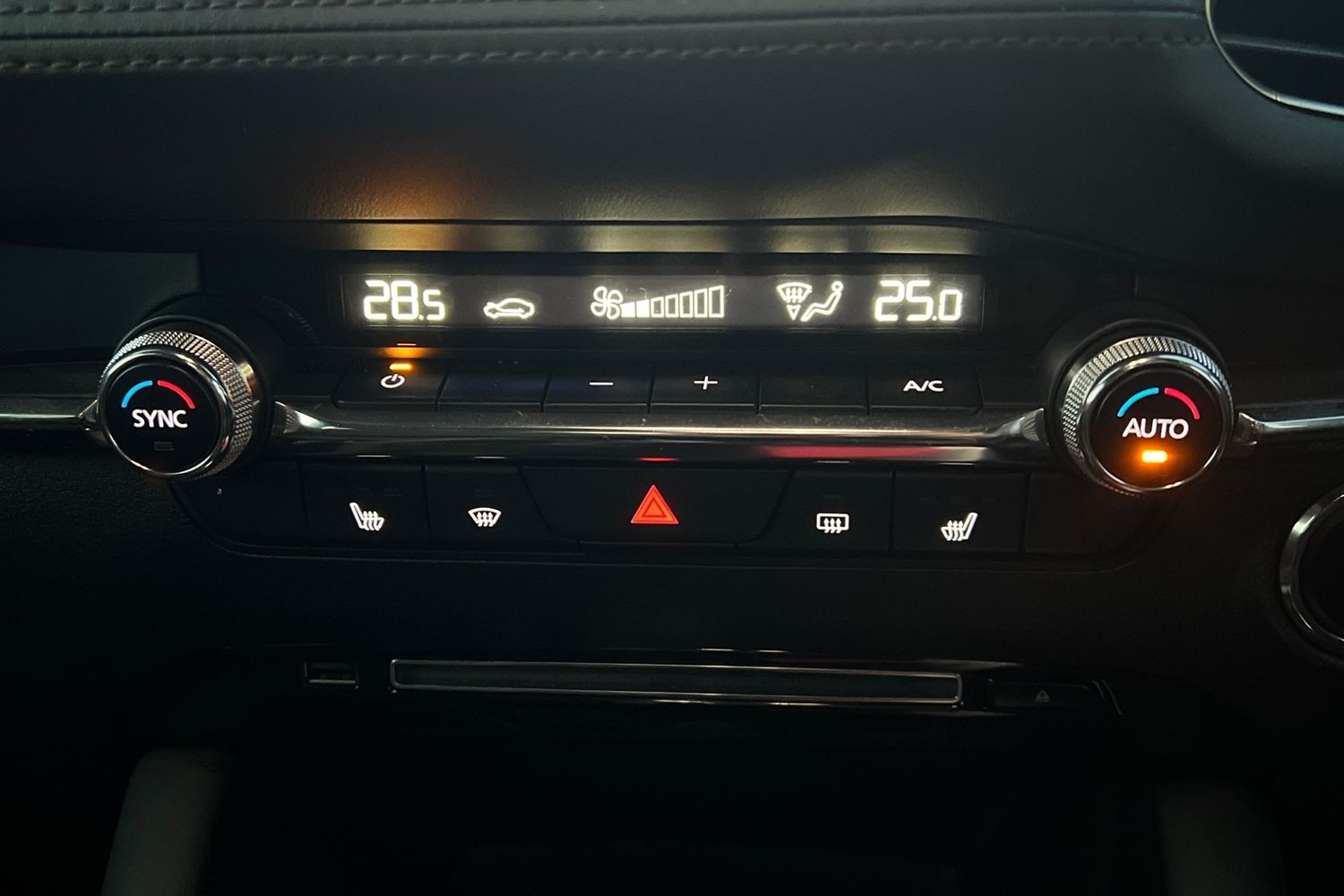 Used Mazda Mazda3 2019 for sale - 77557489: Photo 10