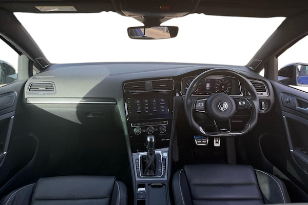 Used Volkswagen Golf 2019 for sale - 75754105: Photo 3