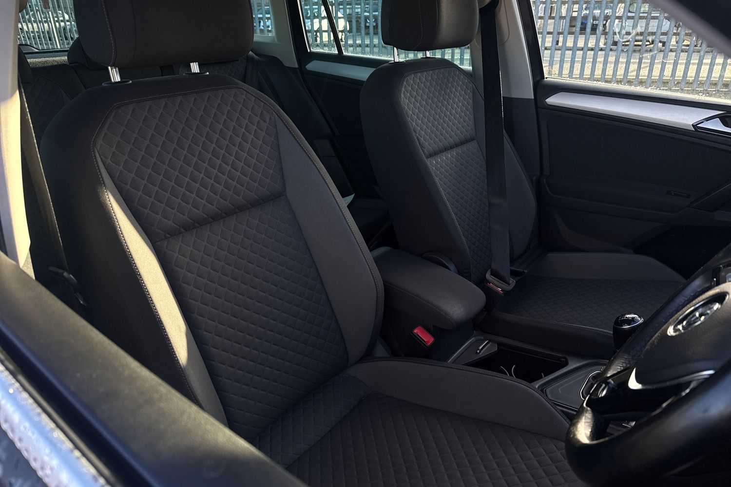 Used Volkswagen Tiguan 2018 for sale - 76739511: Photo 12