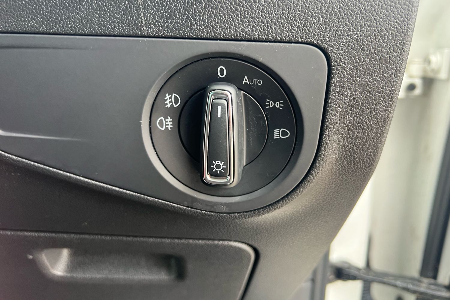 Used Volkswagen Tiguan 2018 for sale - 75995870: Photo 11