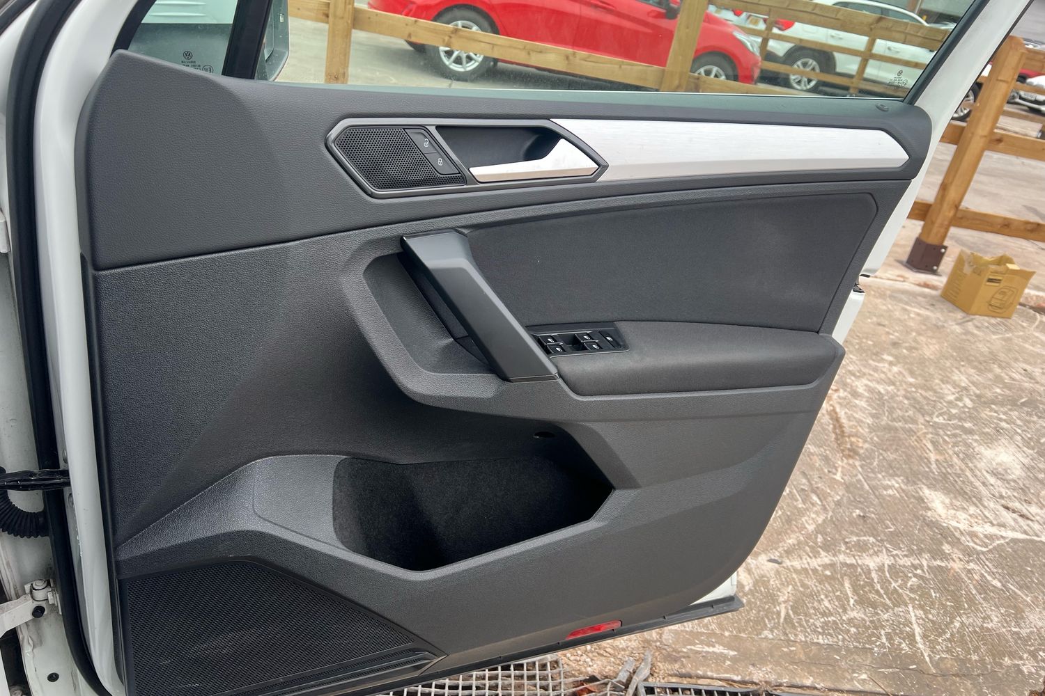 Used Volkswagen Tiguan 2018 for sale - 75995870: Photo 12