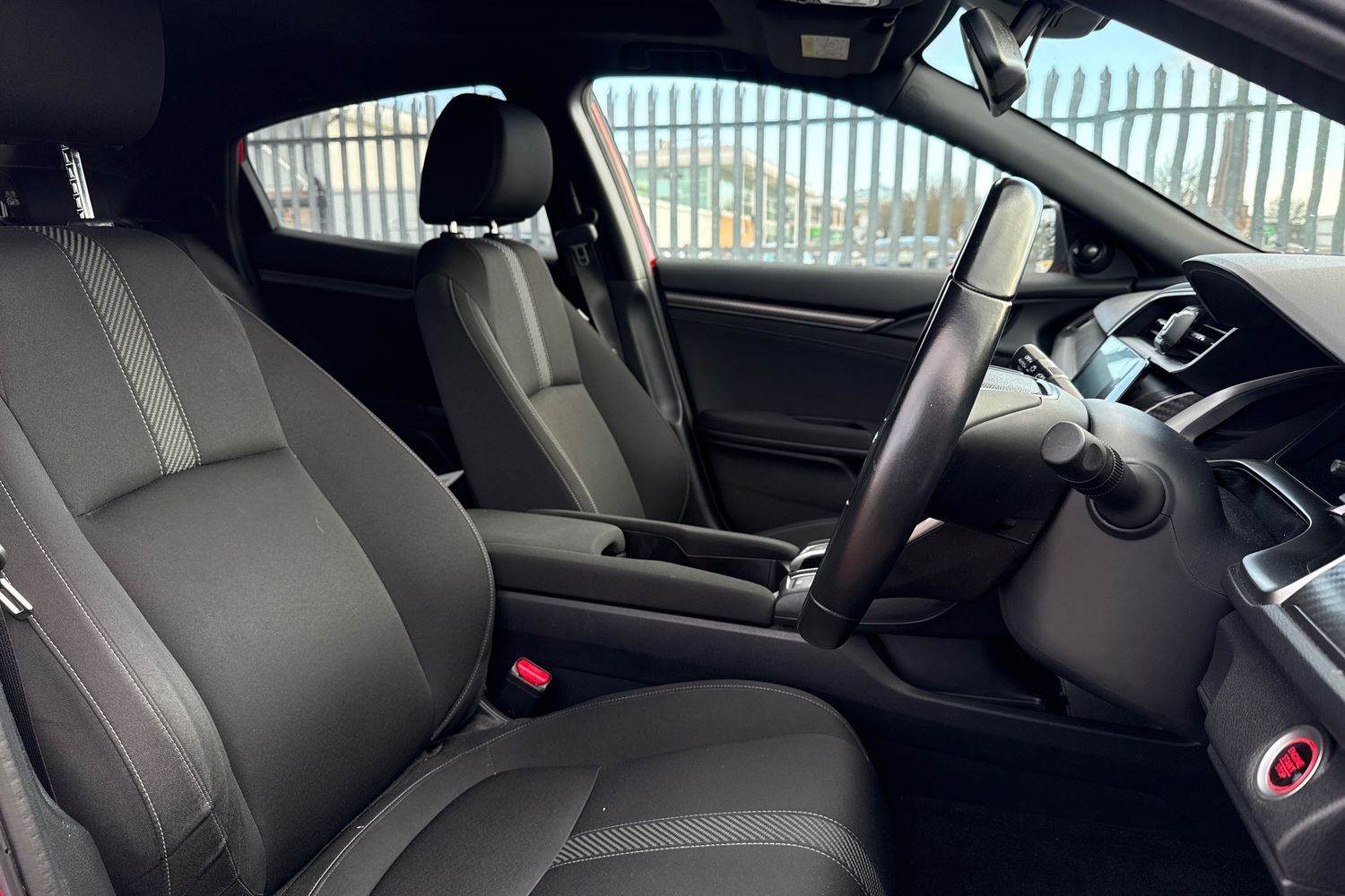 Used Honda Civic 2019 for sale - 76774562: Photo 17