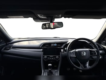 Used Honda Civic 2019 for sale - 76774562: Photo