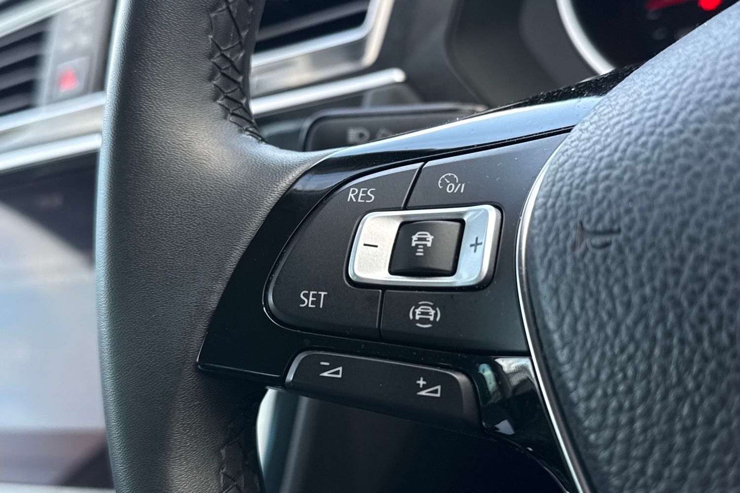 Used Volkswagen Tiguan 2020 for sale - 77463103: Photo 11