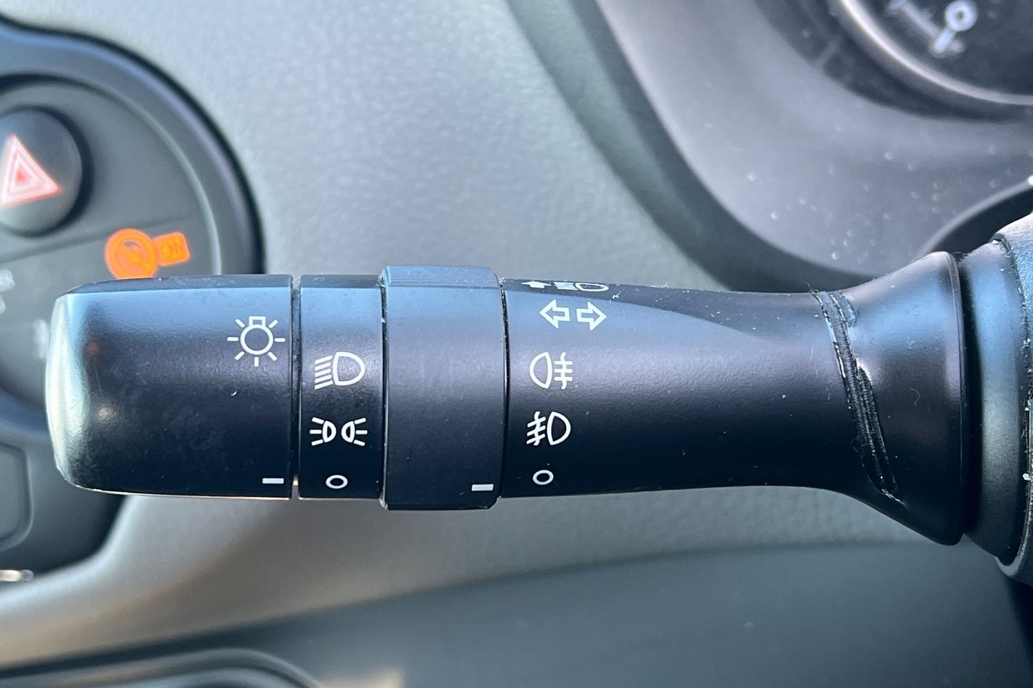 Used Toyota Yaris 2016 for sale - 76649261: Photo 17