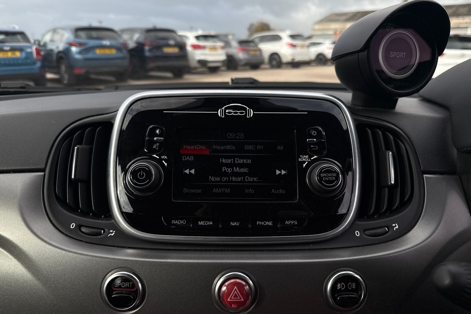 Used Abarth 595 2016 for sale - 76385499: Photo 6