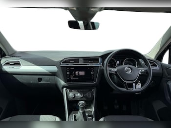 Used Volkswagen Tiguan 2018 for sale - 75407387: Photo