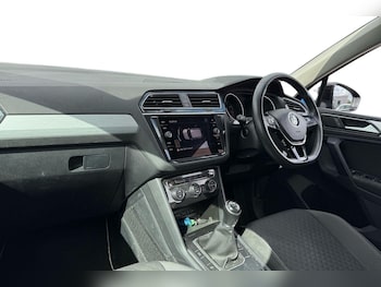 Used Volkswagen Tiguan 2018 for sale - 75407387: Photo