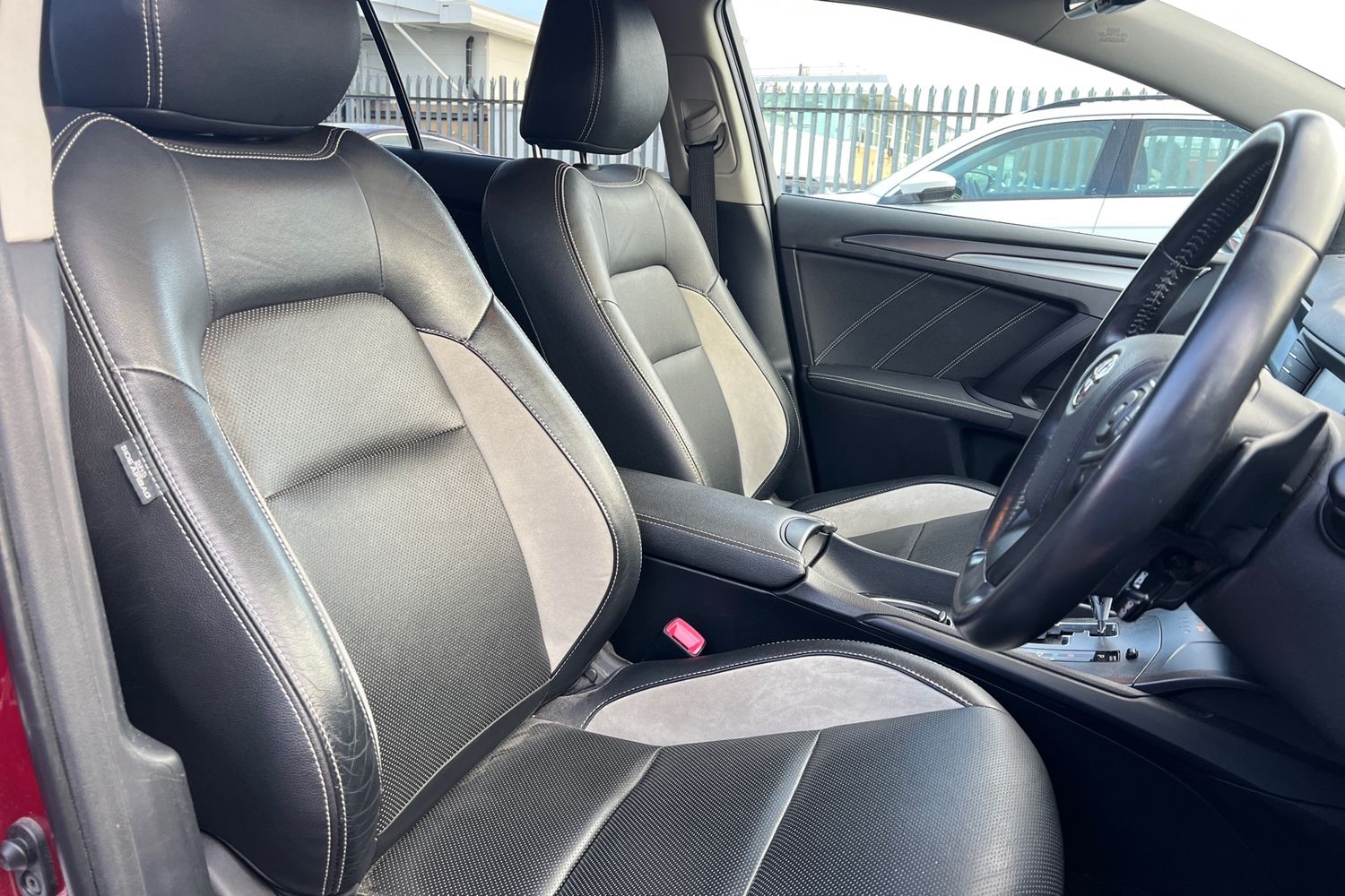 Used Toyota Avensis 2017 for sale - 76836286: Photo 20