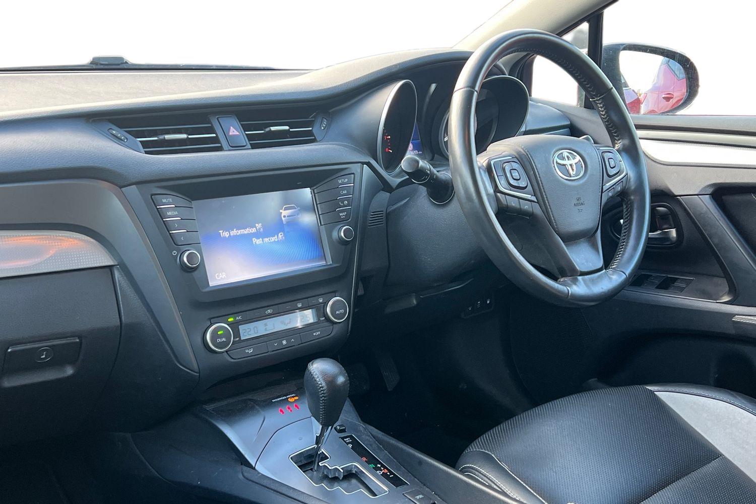 Used Toyota Avensis 2017 for sale - 76836286: Photo 4