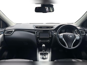 Used Nissan Qashqai 2017 for sale - 79099807: Photo