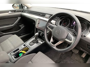 Used Volkswagen Passat 2022 for sale - 78268444: Photo