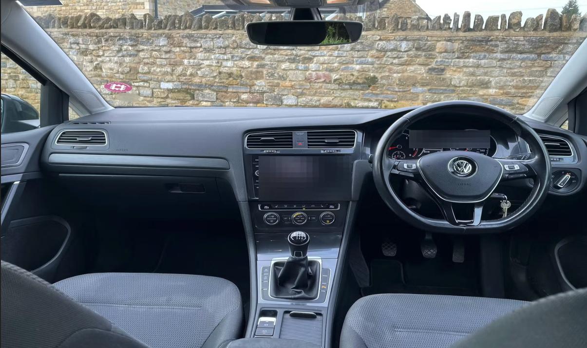 Used Volkswagen Golf 2020 for sale - 77477135: Photo 3