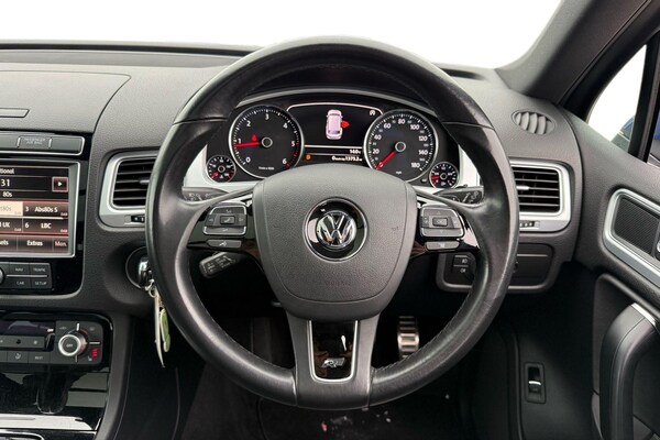 Used Volkswagen Touareg 2018 for sale - 76220165: Photo 5