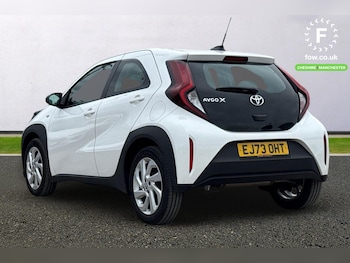 Used Toyota Aygo X 2023 for sale - 76272514: Photo 2