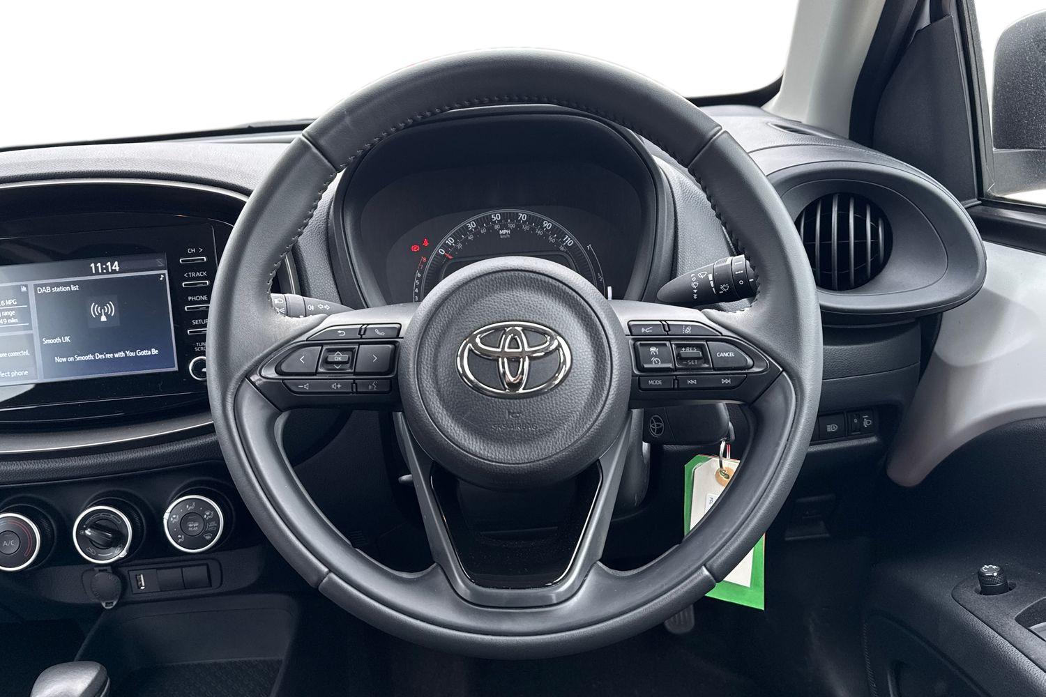 Used Toyota Aygo X 2023 for sale - 76272514: Photo 5