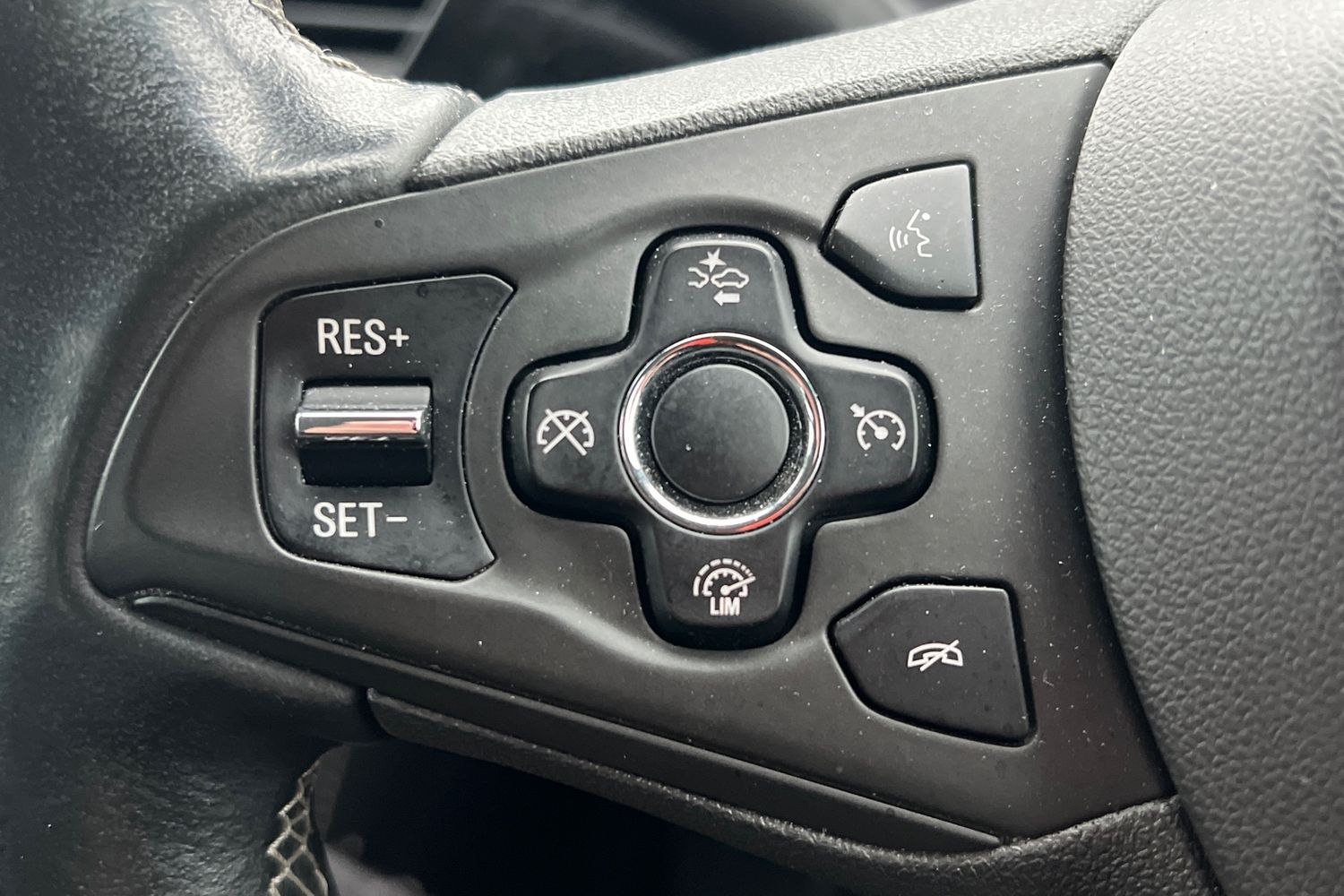 Used Vauxhall Astra 2016 for sale - 76805417: Photo 11