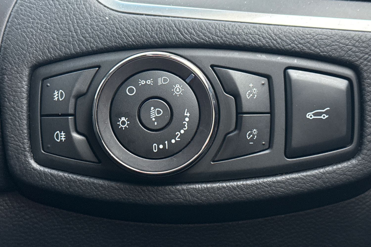 Used Ford Edge 2017 for sale - 76863364: Photo 14