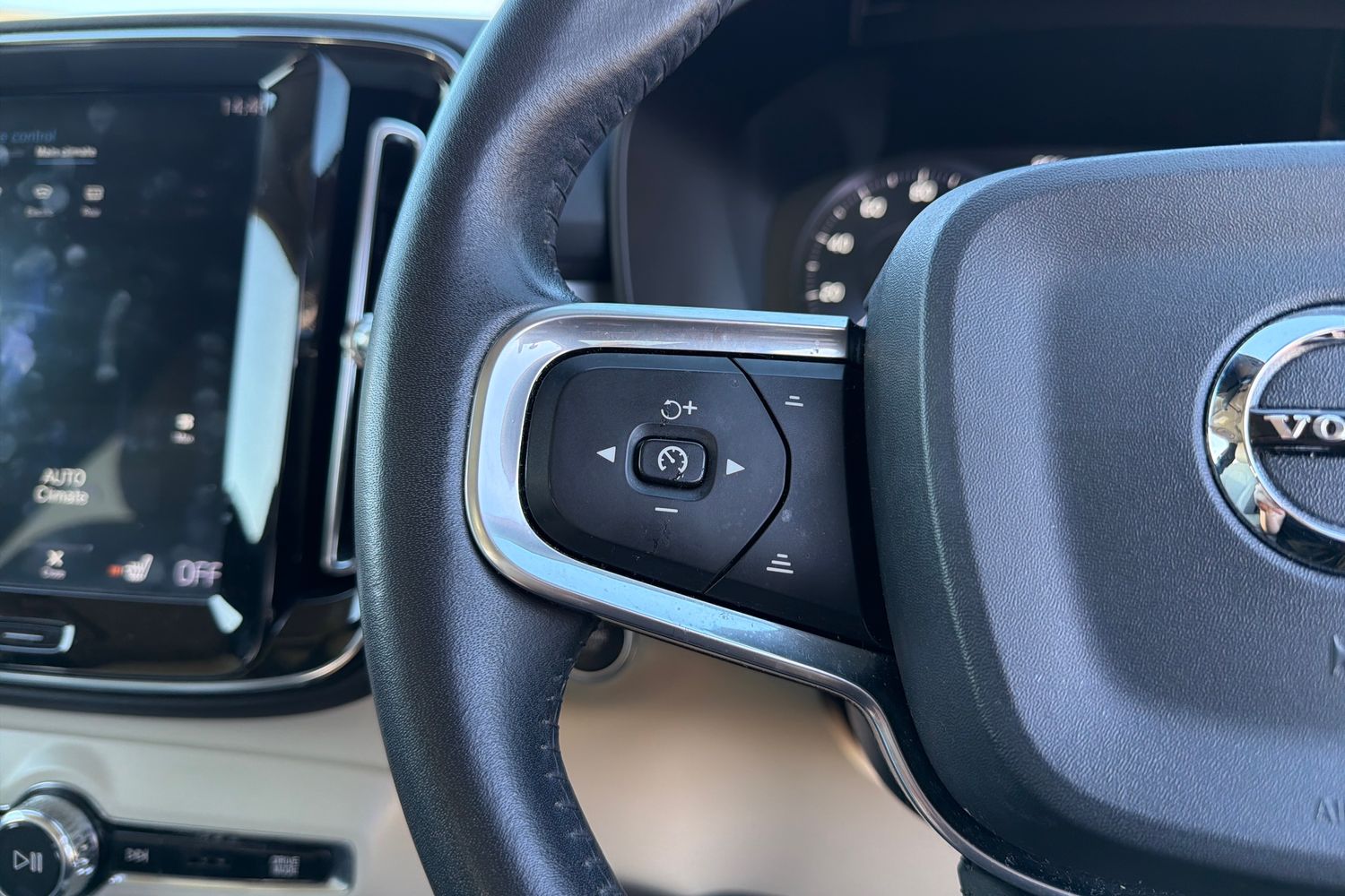 Used Volvo XC40 2019 for sale - 77674992: Photo 10