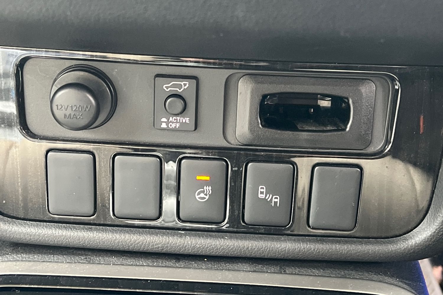 Used Mitsubishi Outlander 2017 for sale - 77421435: Photo 10