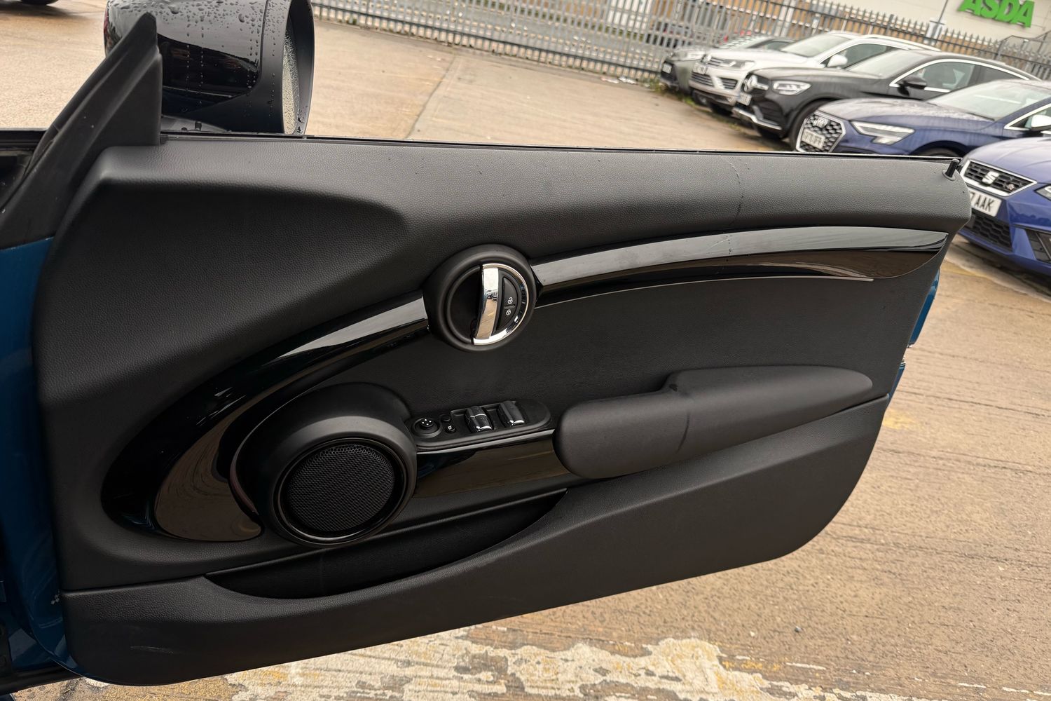 Used MINI Convertible 2021 for sale - 75995942: Photo 12