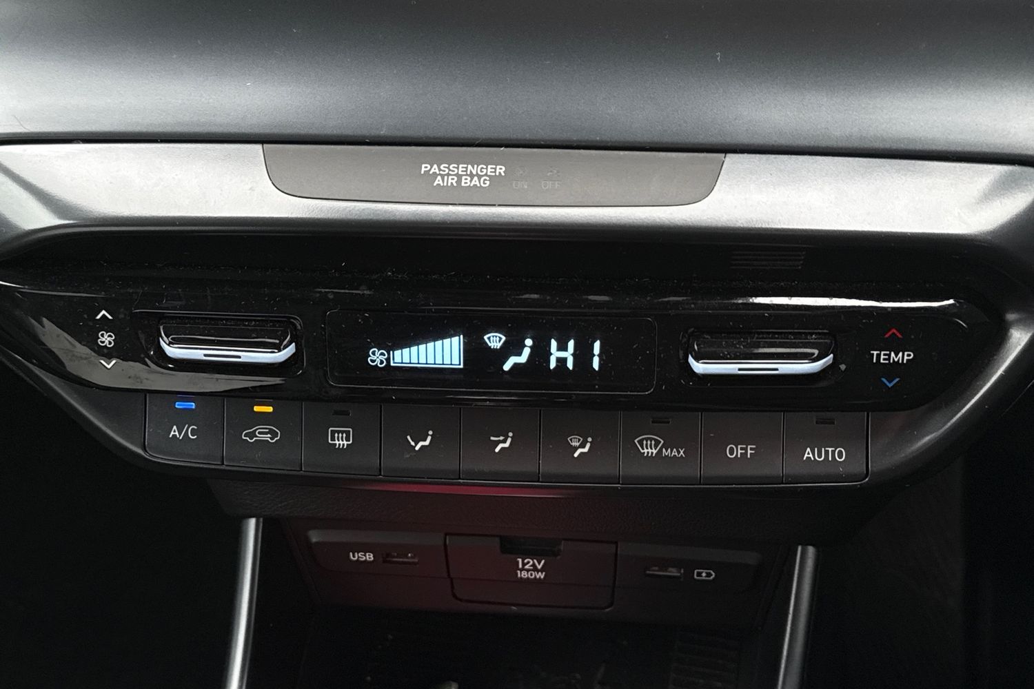 Used Hyundai i20 2022 for sale - 78001840: Photo 10