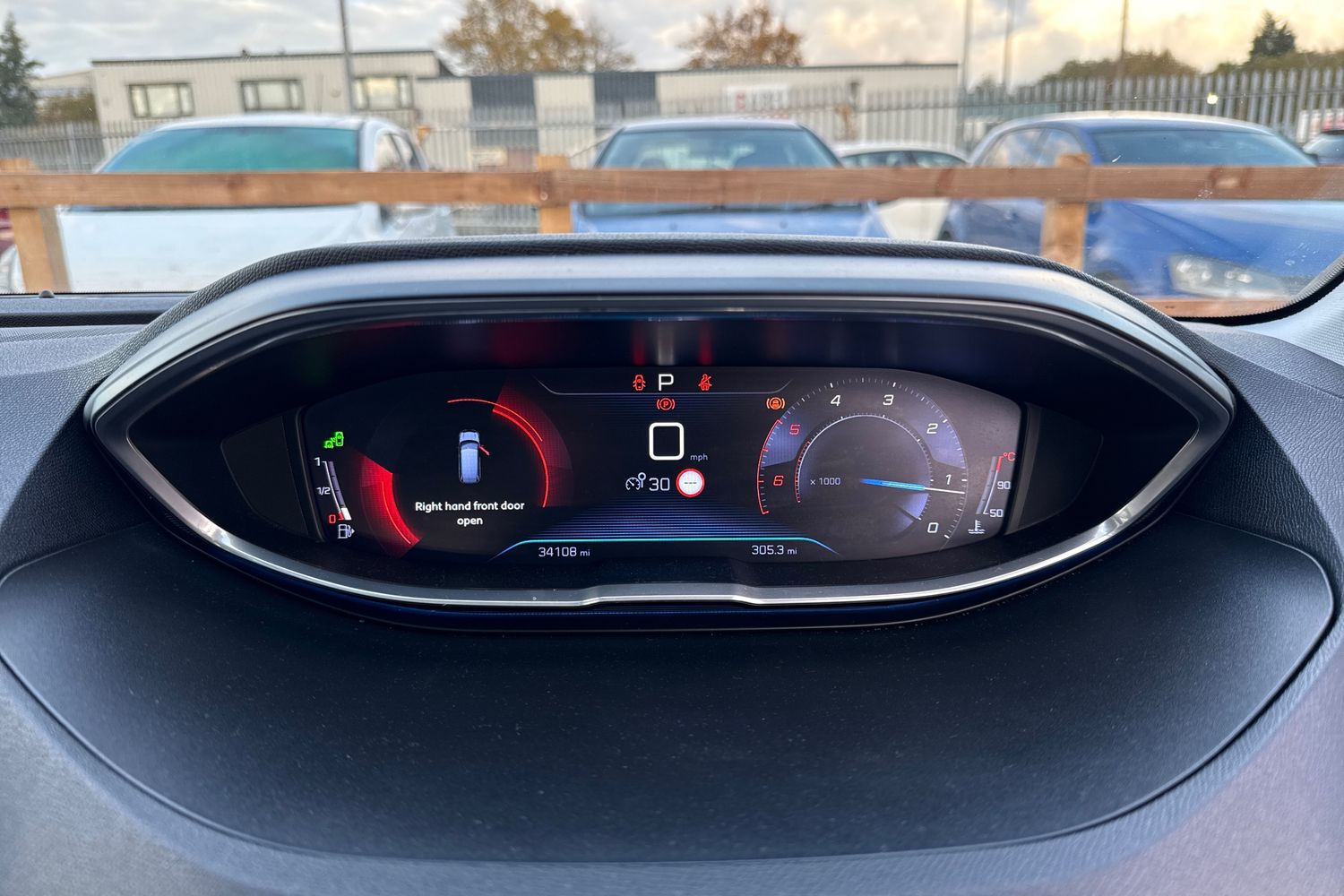 Used Peugeot 5008 2018 for sale - 76929244: Photo 10