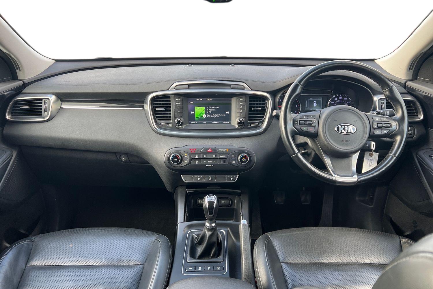 Used Kia Sorento 2017 for sale - 77706980: Photo 3