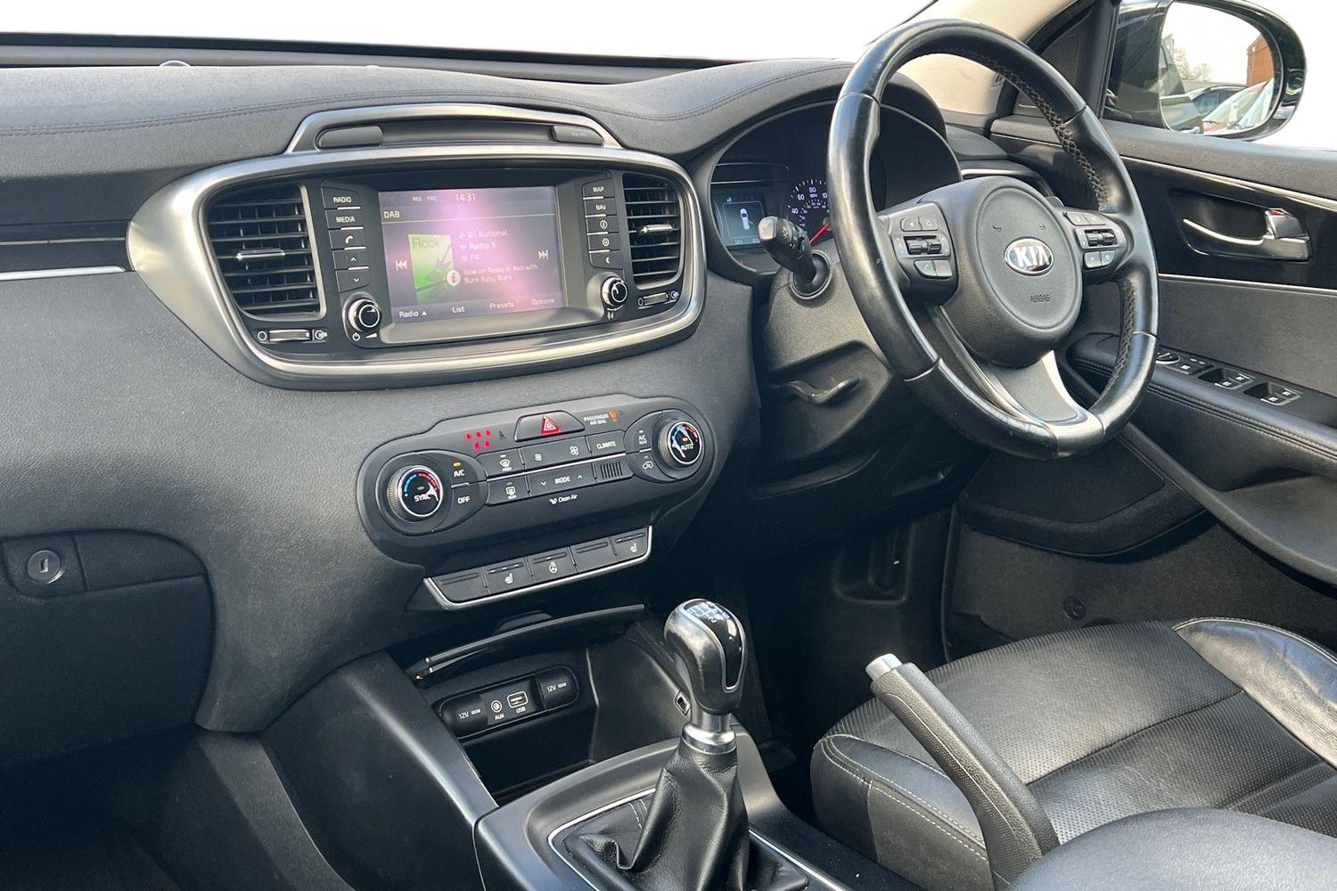 Used Kia Sorento 2017 for sale - 77706980: Photo 4