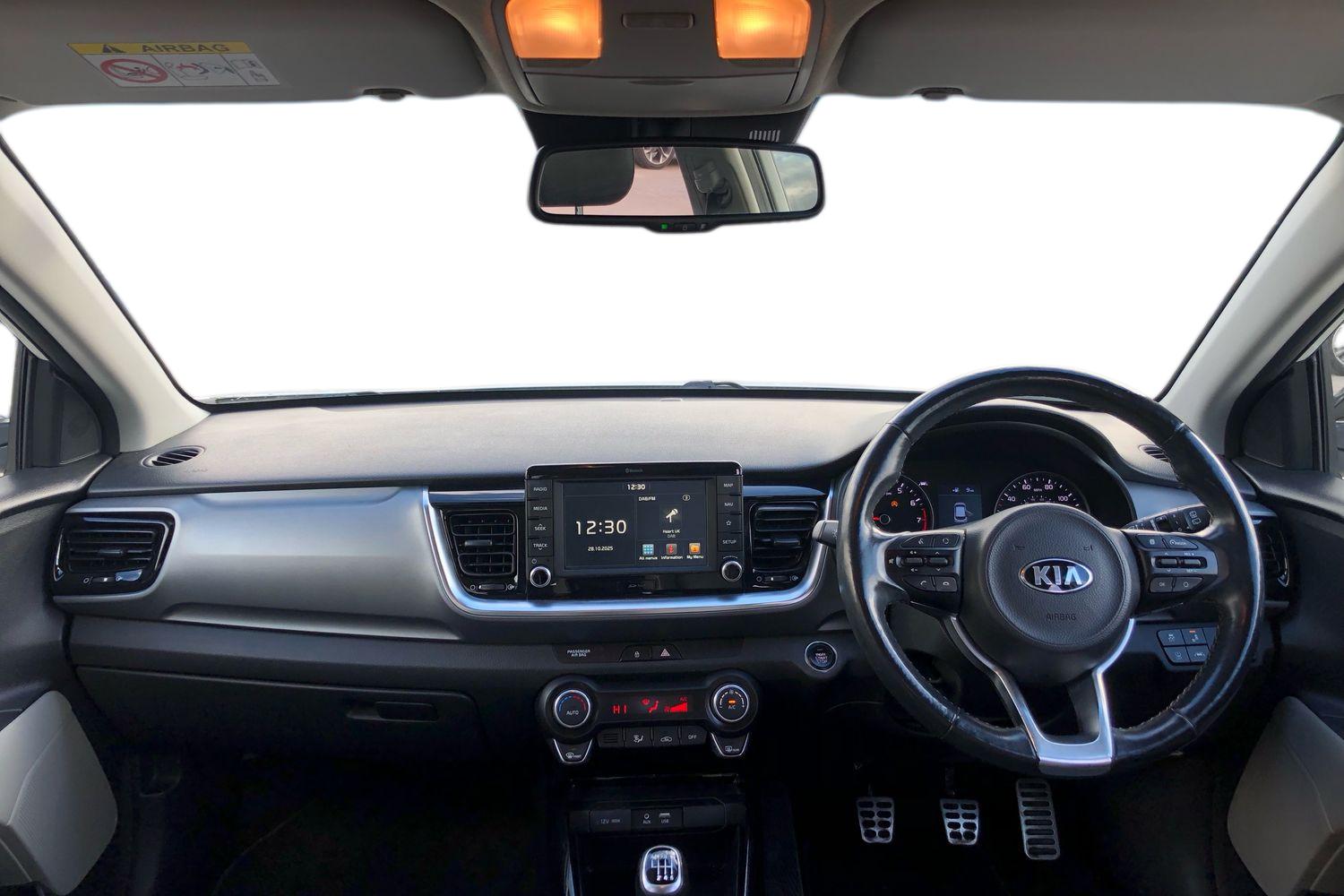 Used Kia Stonic 2019 for sale - 76368611: Photo 3