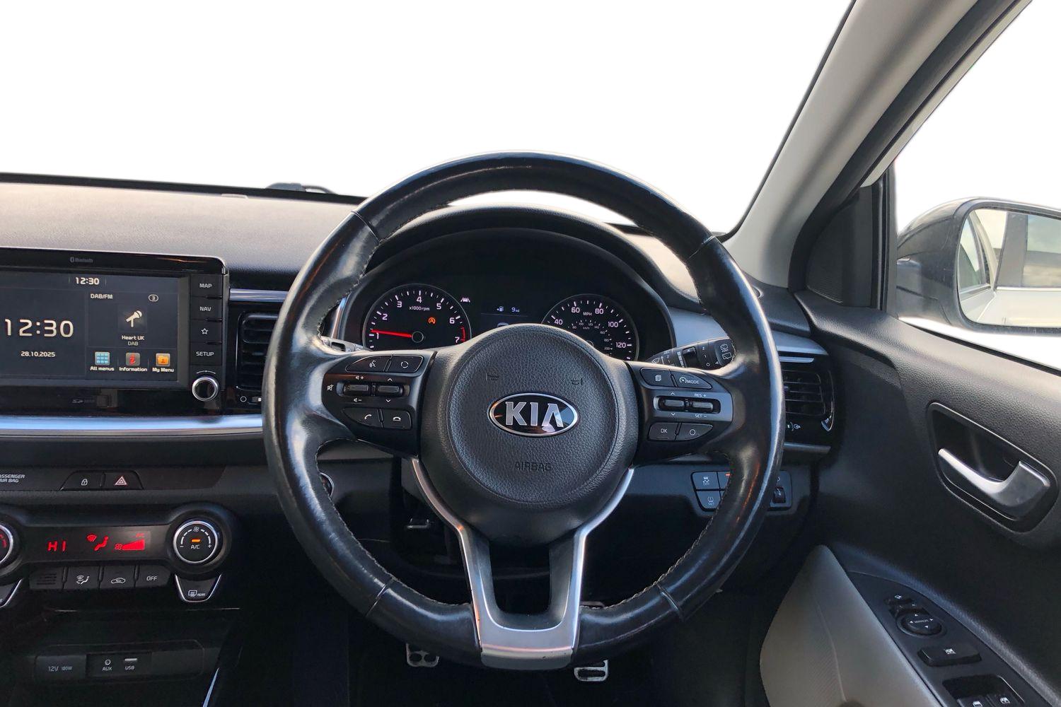 Used Kia Stonic 2019 for sale - 76368611: Photo 5