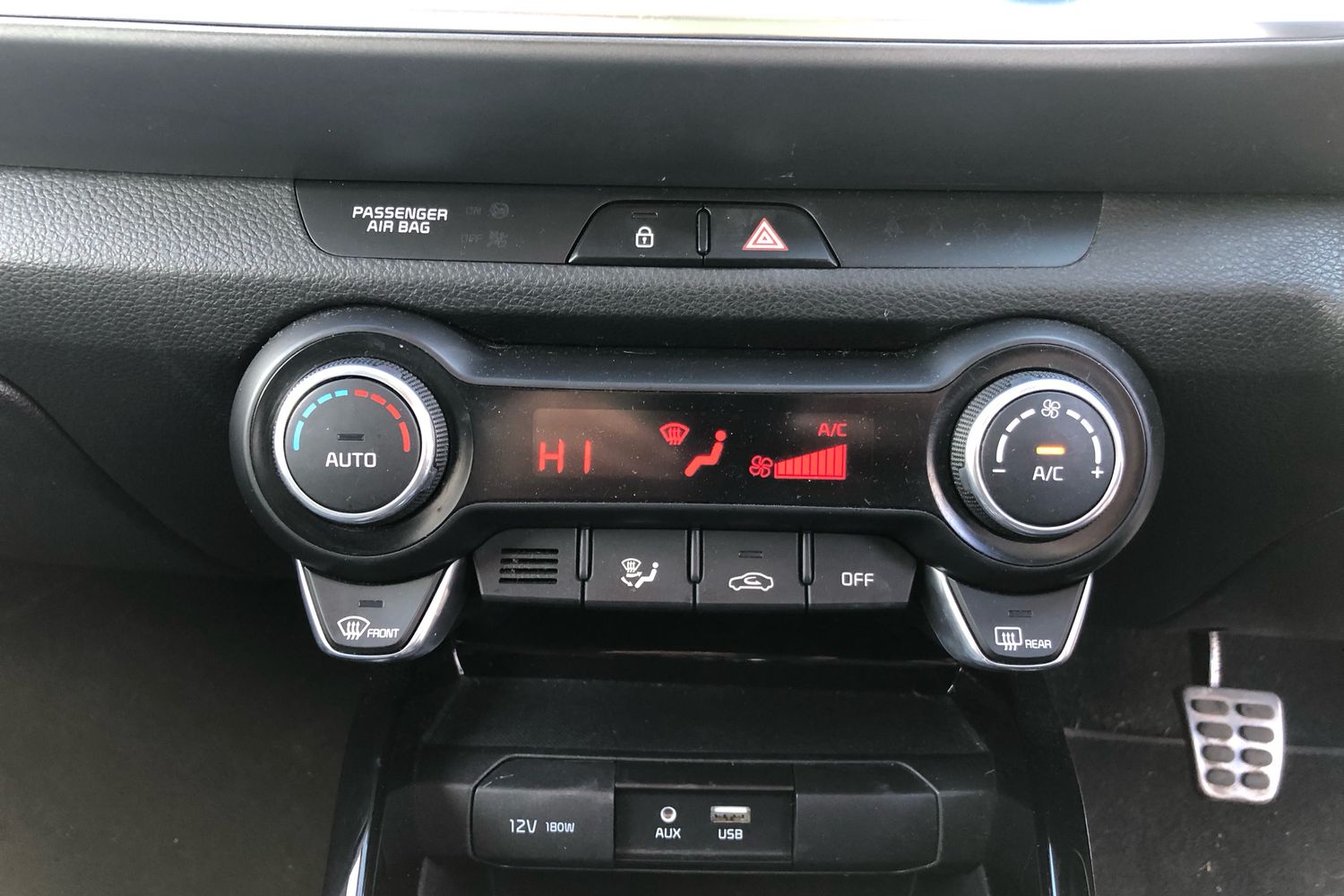 Used Kia Stonic 2019 for sale - 76368611: Photo 7