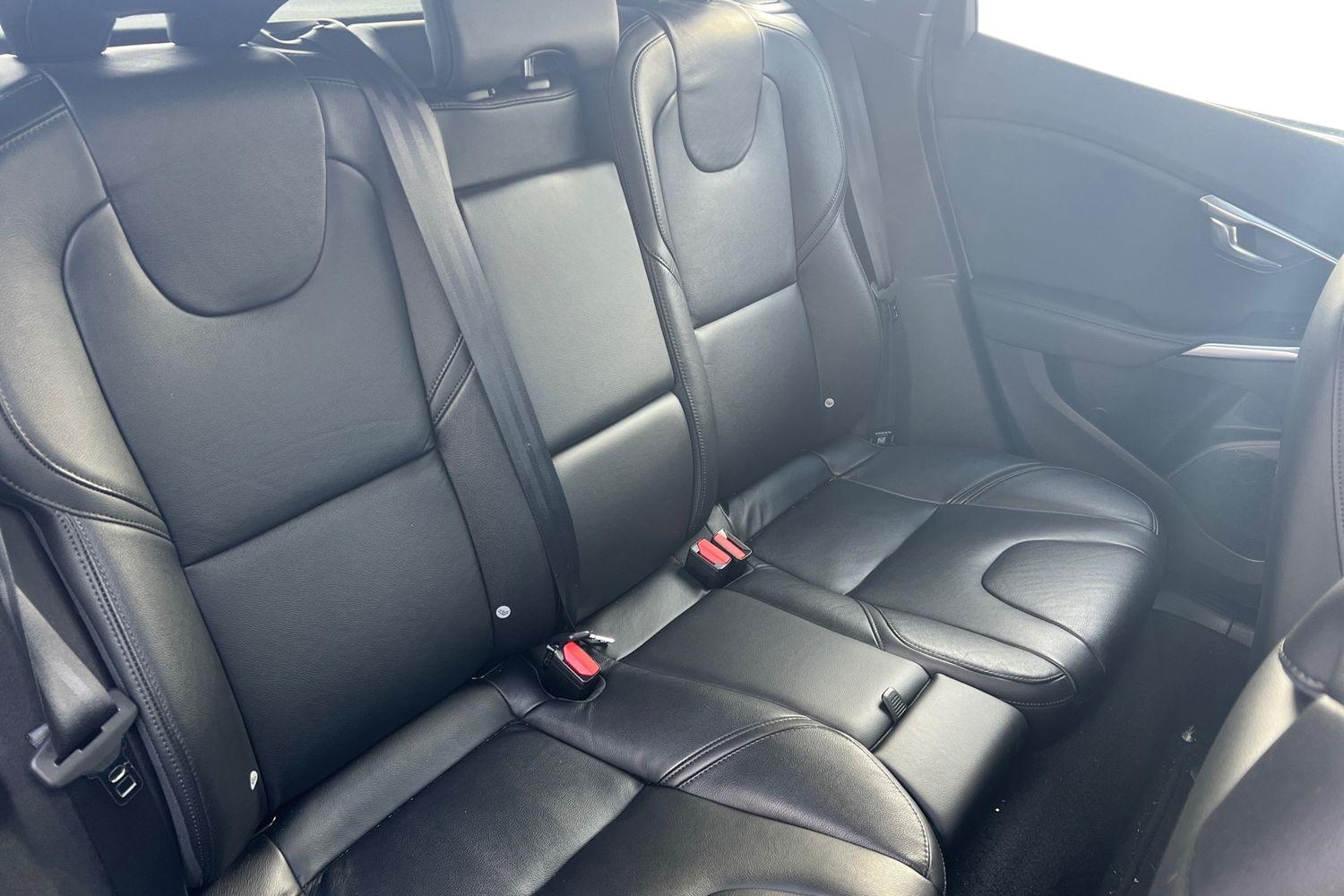 Used Volvo V40 2015 for sale - 77620556: Photo 18