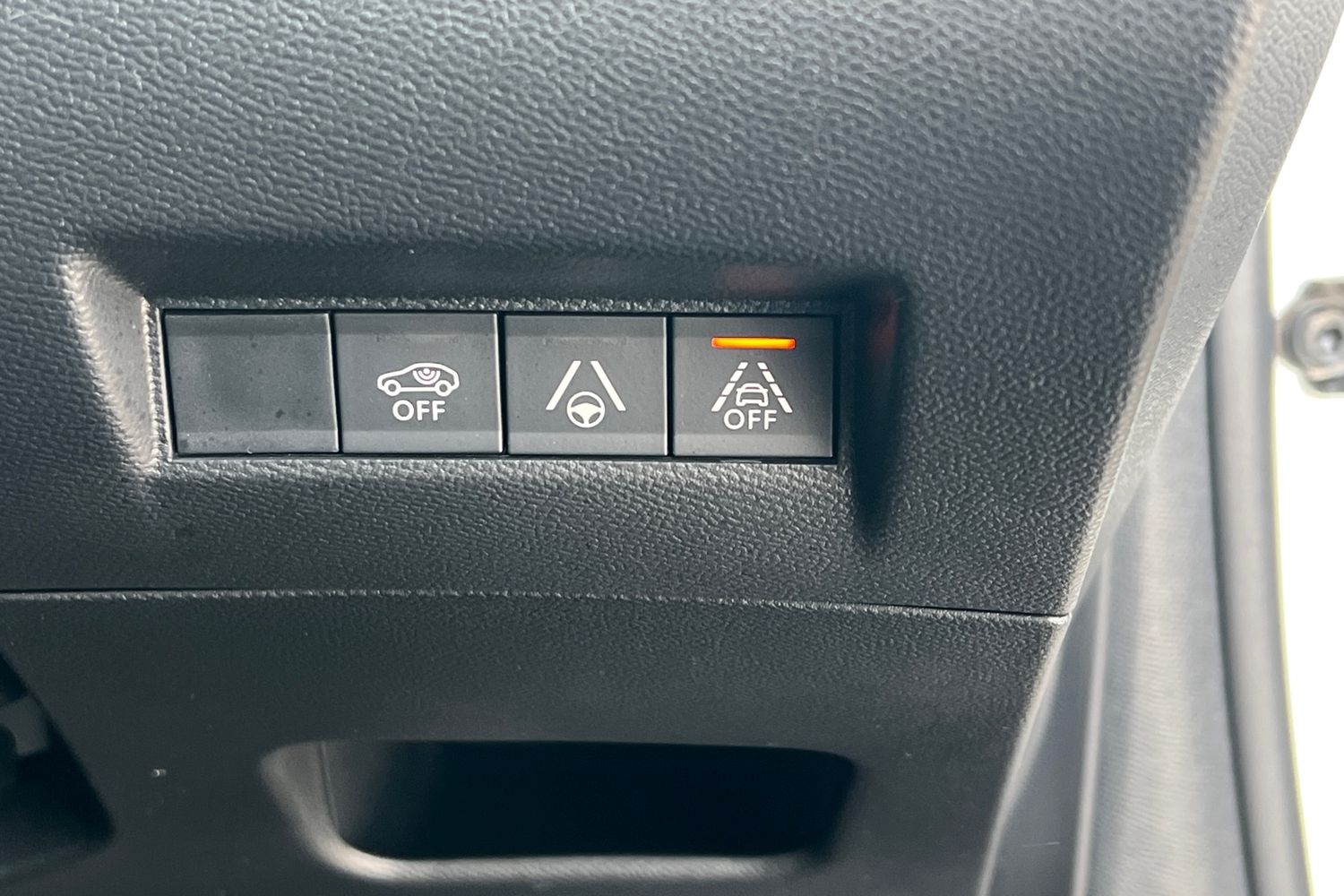 Used Peugeot 208 2021 for sale - 77527438: Photo 16