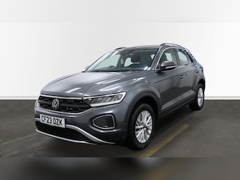 Used Volkswagen T-Roc 2023 for sale - 77194884: Photo