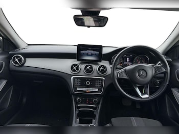 Used Mercedes-Benz GLA 2019 for sale - 76253361: Photo 3