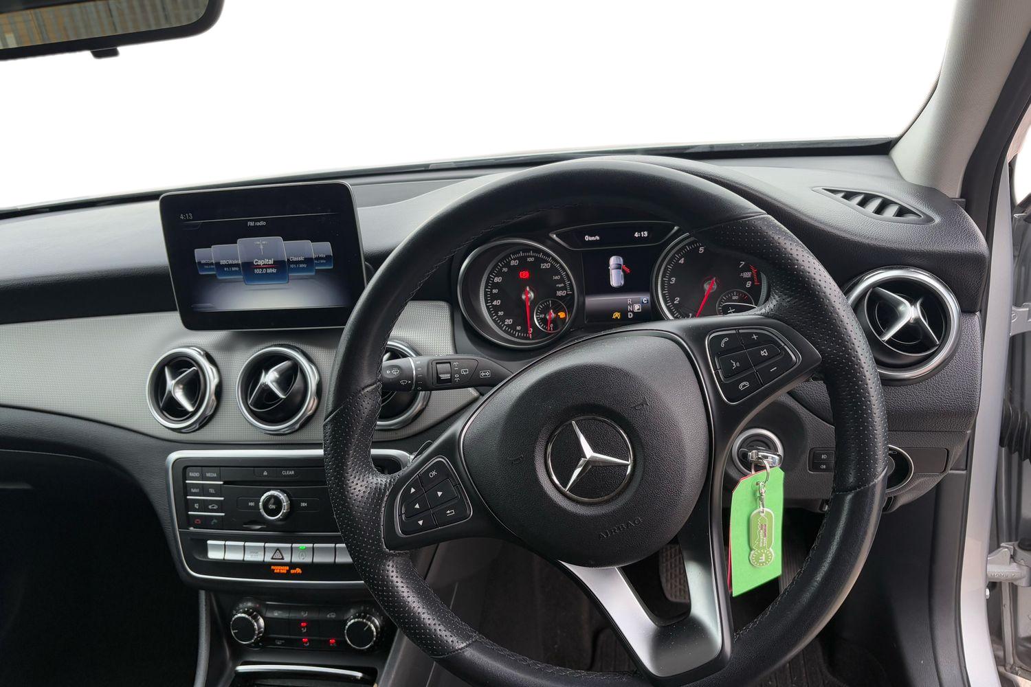 Used Mercedes-Benz GLA 2019 for sale - 76253361: Photo 5