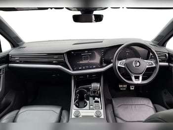 Used Volkswagen Touareg 2019 for sale - 75179046: Photo