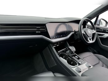 Used Volkswagen Touareg 2019 for sale - 75179046: Photo