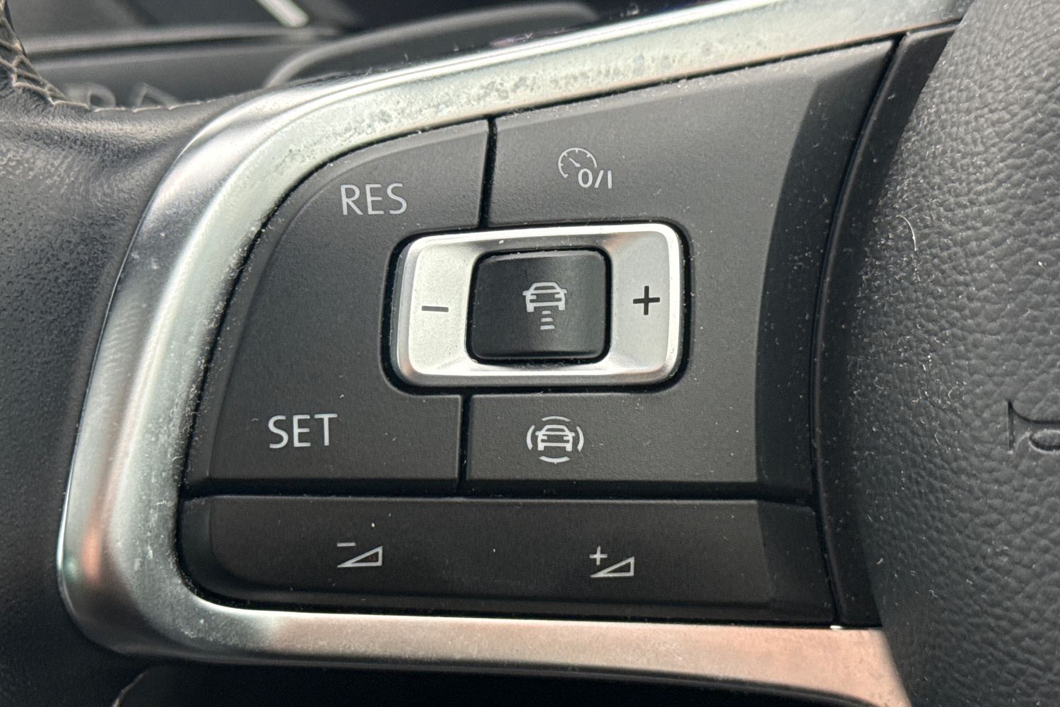 Used Volkswagen Tiguan 2019 for sale - 76916371: Photo 11