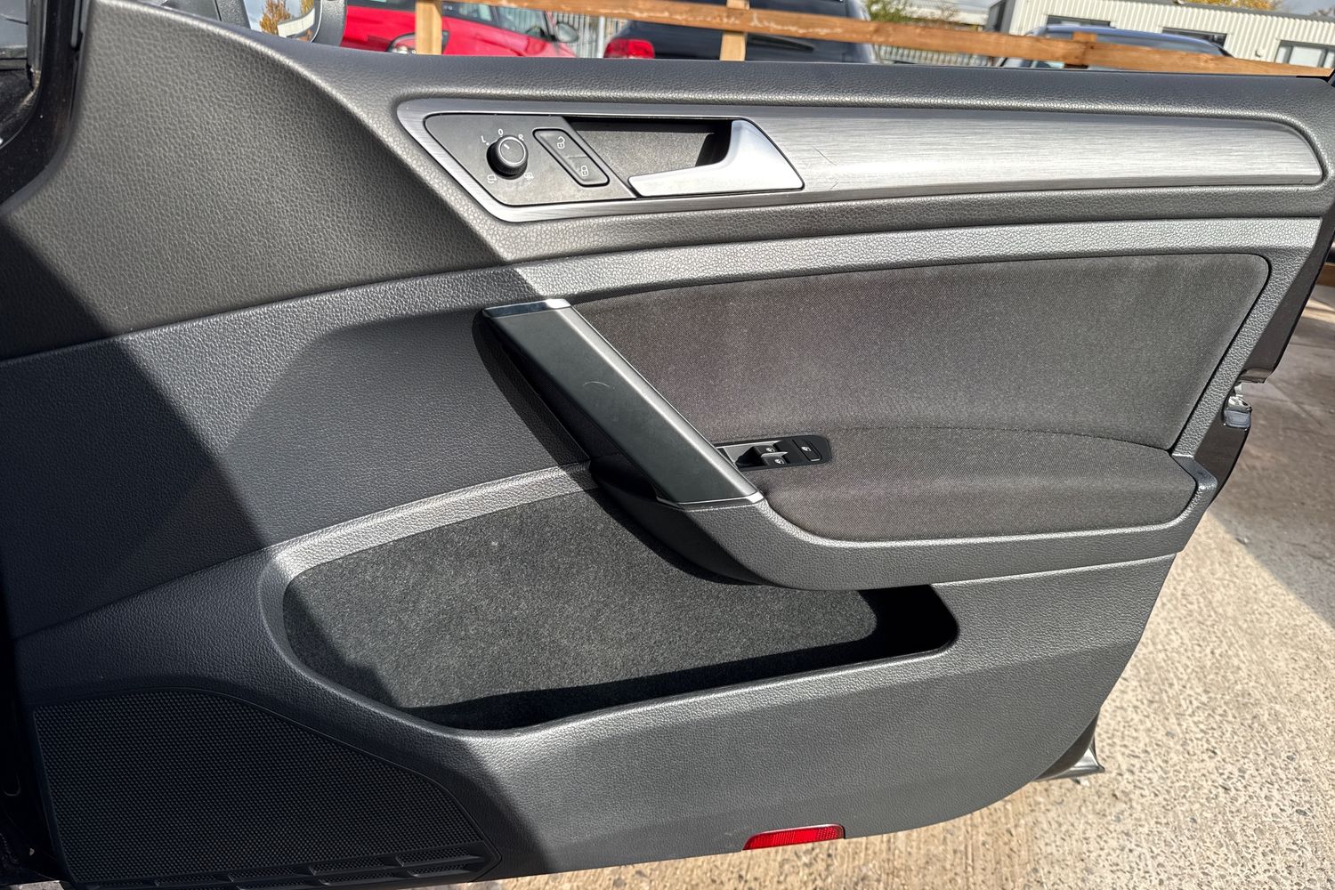 Used Volkswagen Golf 2017 for sale - 76232434: Photo 12